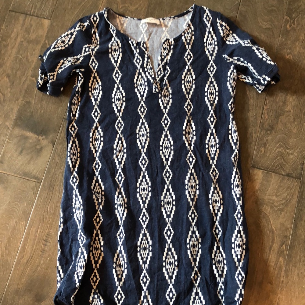 Everly dress. Navy and white print. Size small.